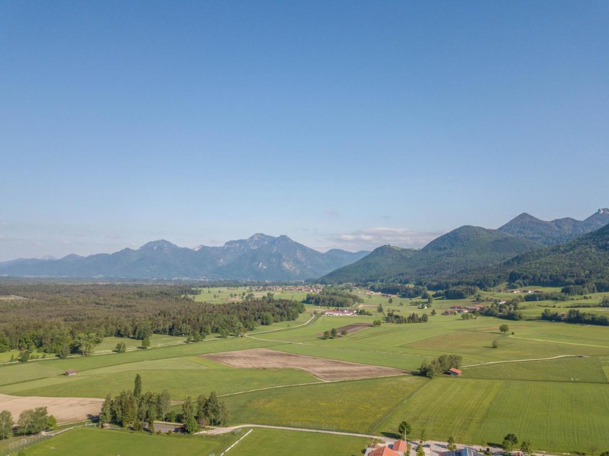 Zwischen Chiemsee Und Bergen Ug Bernau am Chiemsee Esterno foto